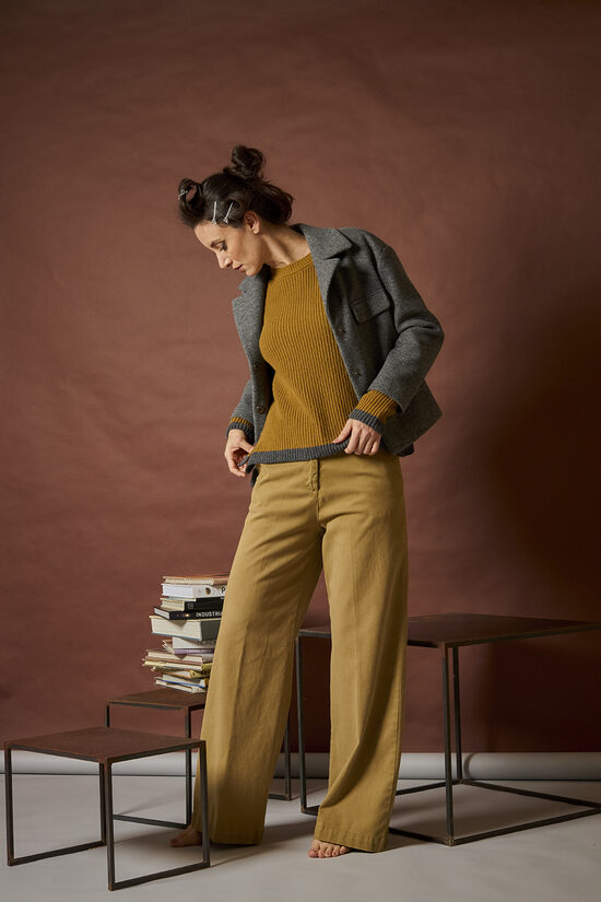 Taisna piegriezuma bikses sinepju krāsā