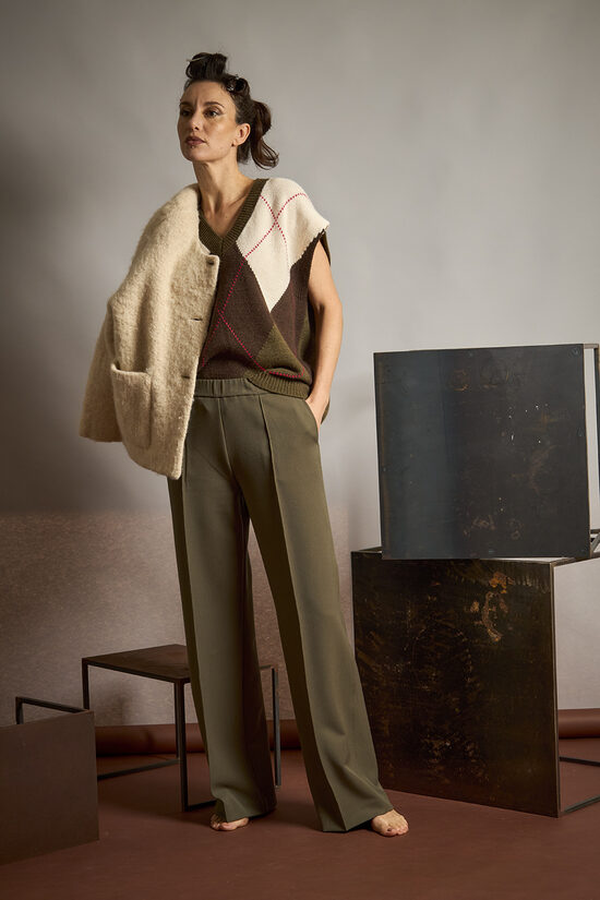 Haki krāsas klasiskās bikses