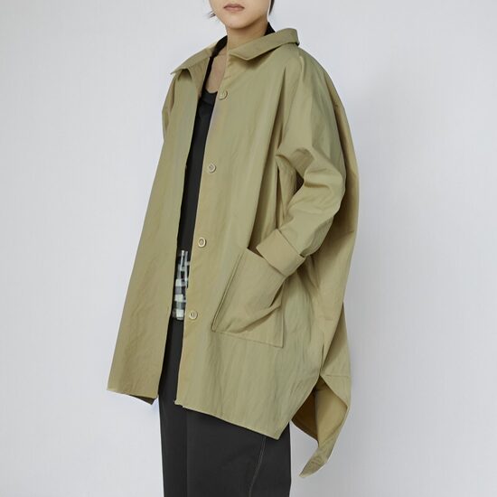 Pagarināta oversize pavasara virsjaka 