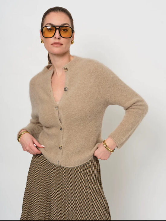 Bēšs alpaka vilnas kardigāns