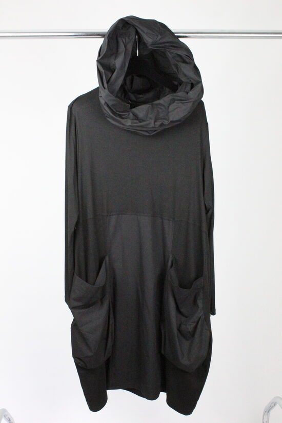 Kleita ZILBERMAN ar kapuci 