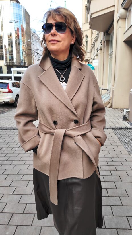 100% vilnas pusmētelis | kapučino