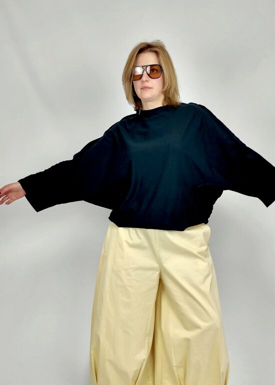 Melns oversize tops 
