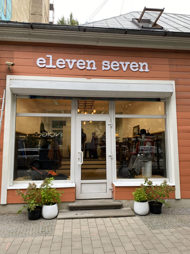 Siieviešu apģernu veikals Ģertrūdes iela 13,Rīga